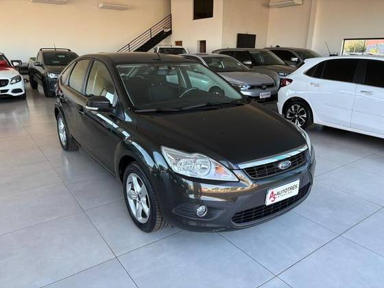 FORD FOCUS 1.6 GLX 16V FLEX 4P MANUAL